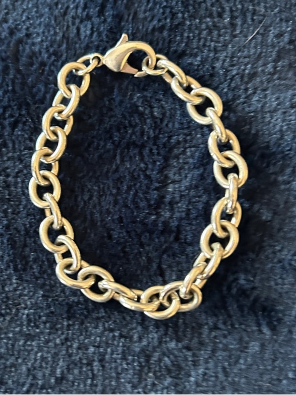Polished Silver Chain Link Bracelet - Timeless Everyday Accent